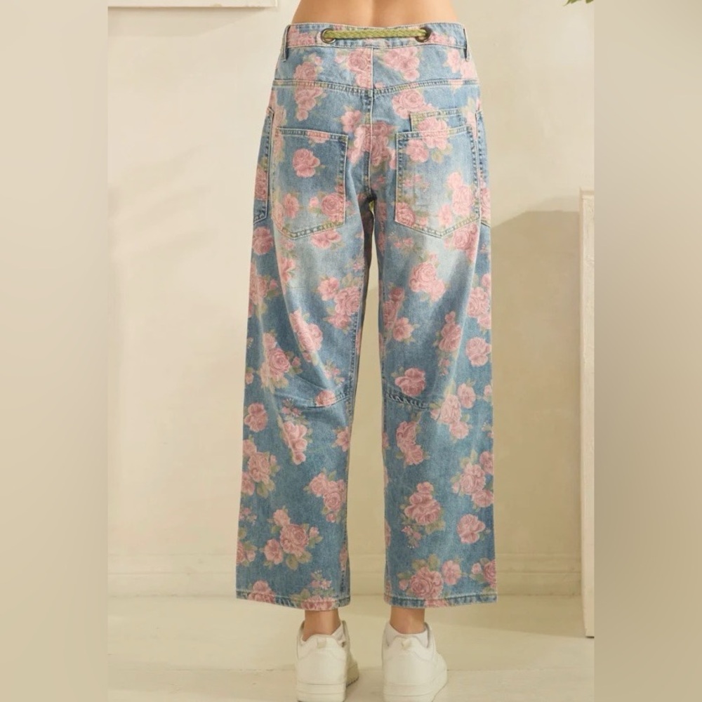 Oli & Hali Floral Print Barrel Jeans - Picture 3 of 7